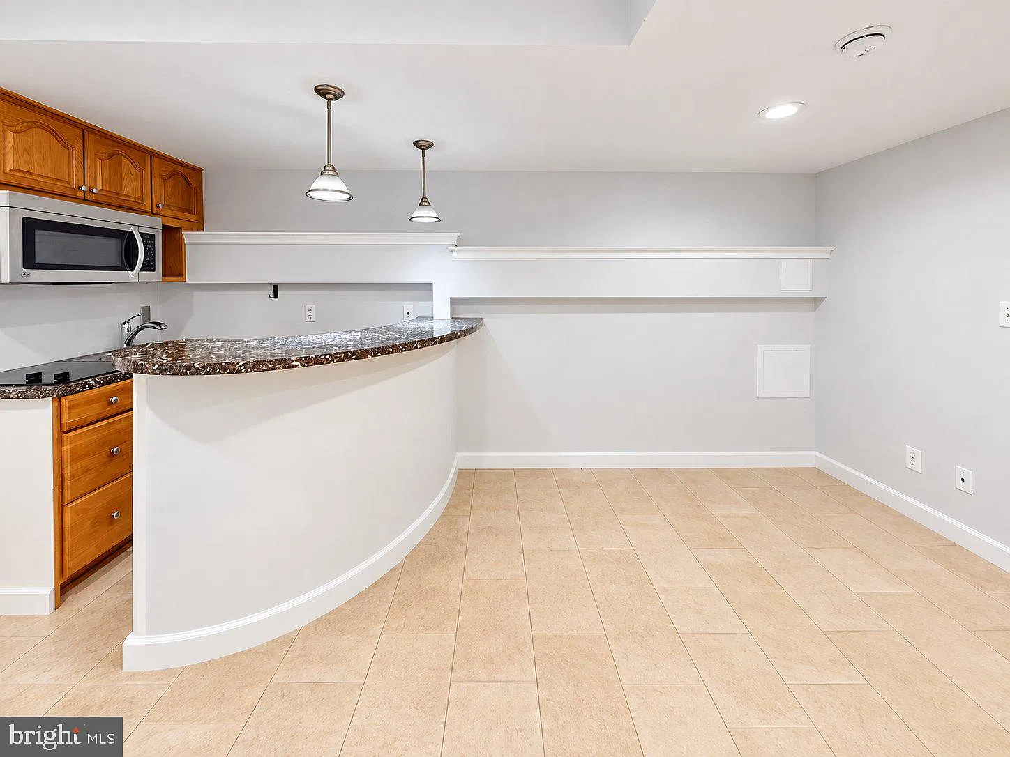 1 bed, 1.0 bath, 455 sqft, $2,100 — Photo 4
