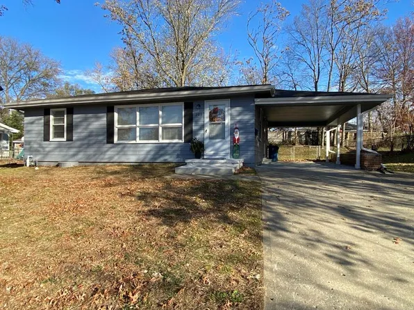 209 Woods Ave, Excelsior Springs, MO 64024