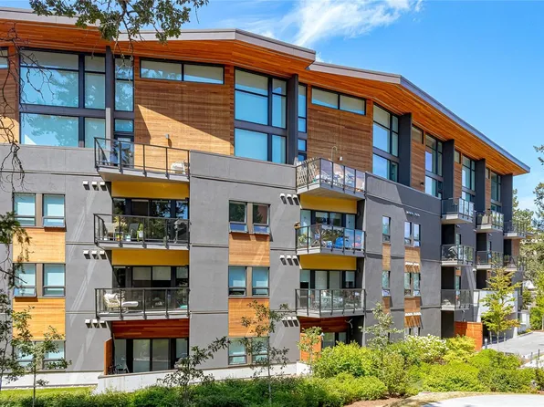 991 McKenzie Ave #312, Saanich, BC V8X 0B5