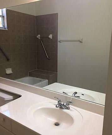 4th image of 8197 Sanctuary Dr