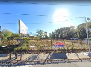 5050 Hylan Blvd, Staten Island, NY 10312
