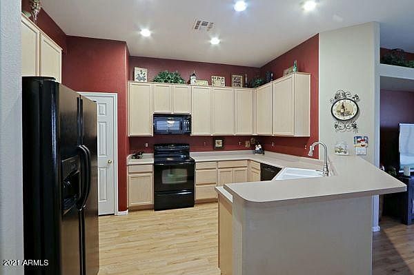 1st image of 9026 W Quail Ave