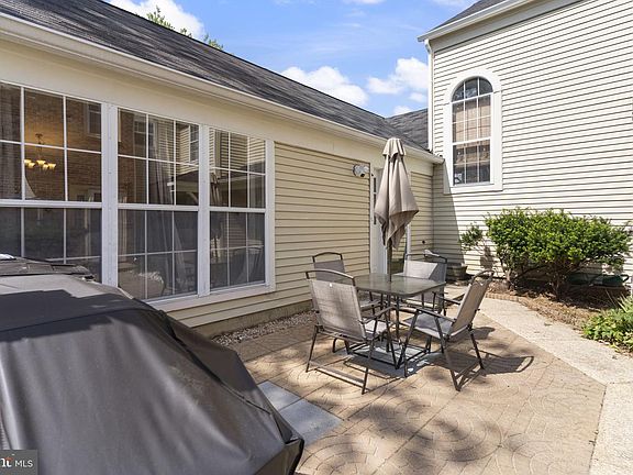 3rd image of 4808 Colonel Brooke Ct #304