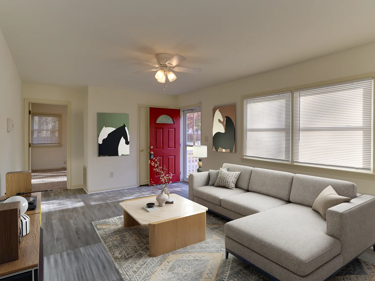 3 bed, 1142 sqft, $1,975 — Photo 2