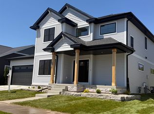 3240 Prospect Dr, Sun Prairie, WI 53590
