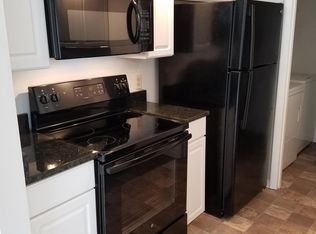 35 Colony West Dr, Champaign, IL