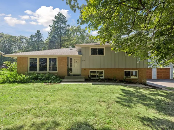 3535 Rustic Pl, Shoreview, MN 55126