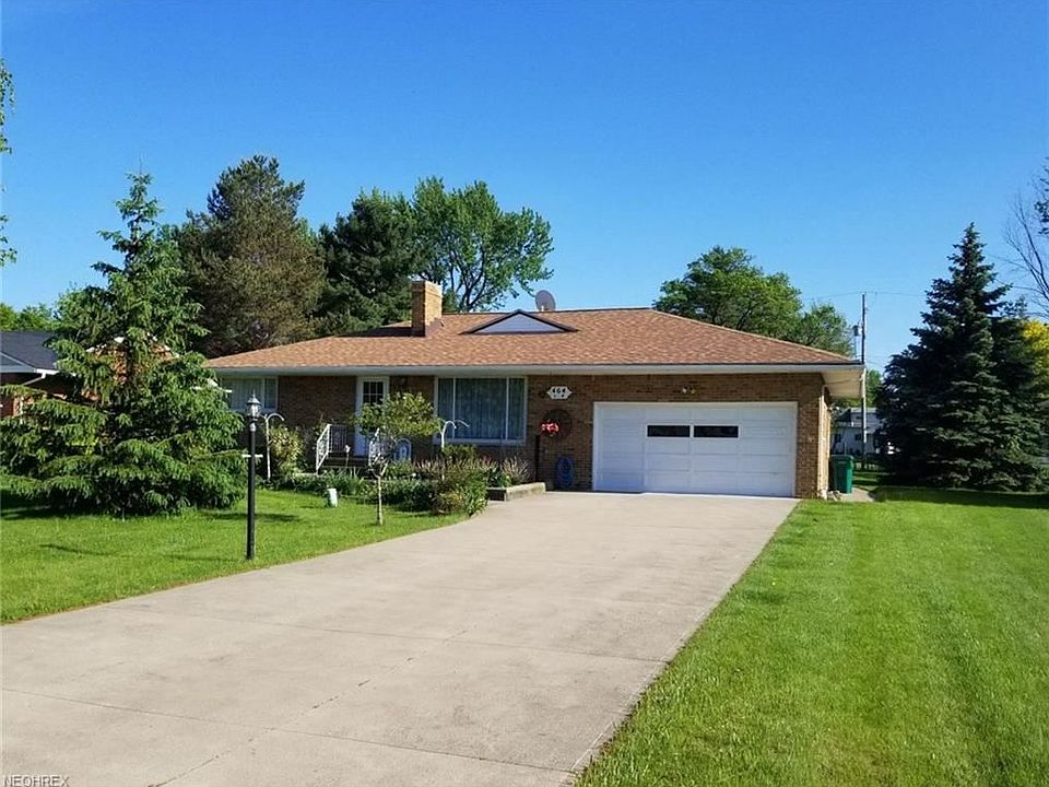 1st image of 464 Cherry Ln