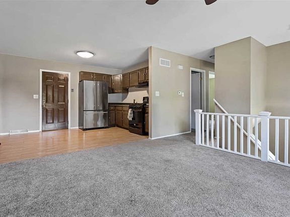 3rd image of 1418 Arvidson Dr