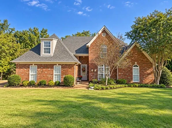 8858 Carriage Creek Rd, Arlington, TN 38002