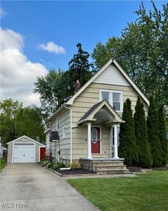 378 Concord Ave, Elyria, OH, 44035