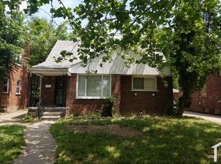 9174 Mansfield St, Detroit, MI 48228