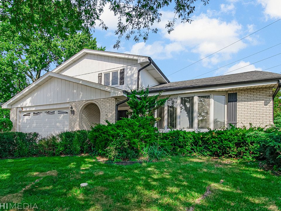 1st image of 13729 Venetian Ct