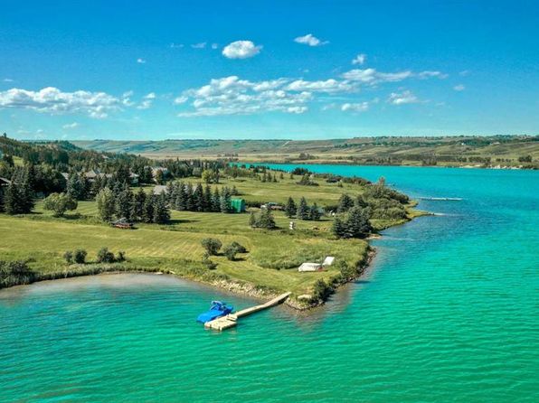 71 Emerald Bay Dr, Rocky View County, AB T3Z 1E3