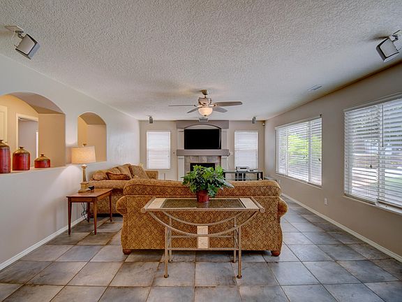 5th image of 10431 Calle Alava NW