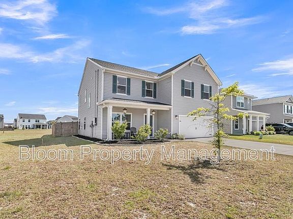 2nd image of 451 Carrara Dr