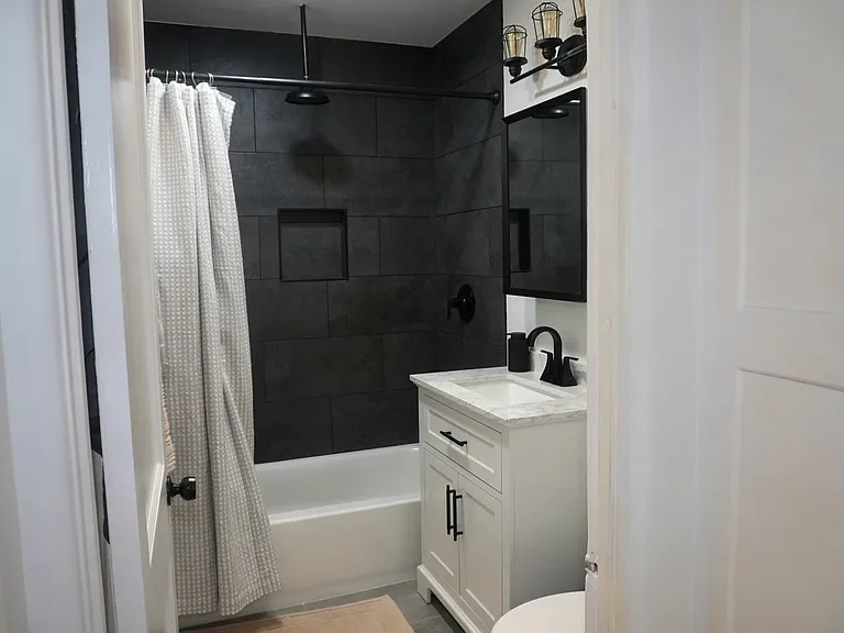 8943 Kittyhawk Ave — Photo 15