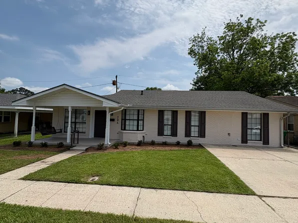 204 James Ct, Gretna, LA 70053