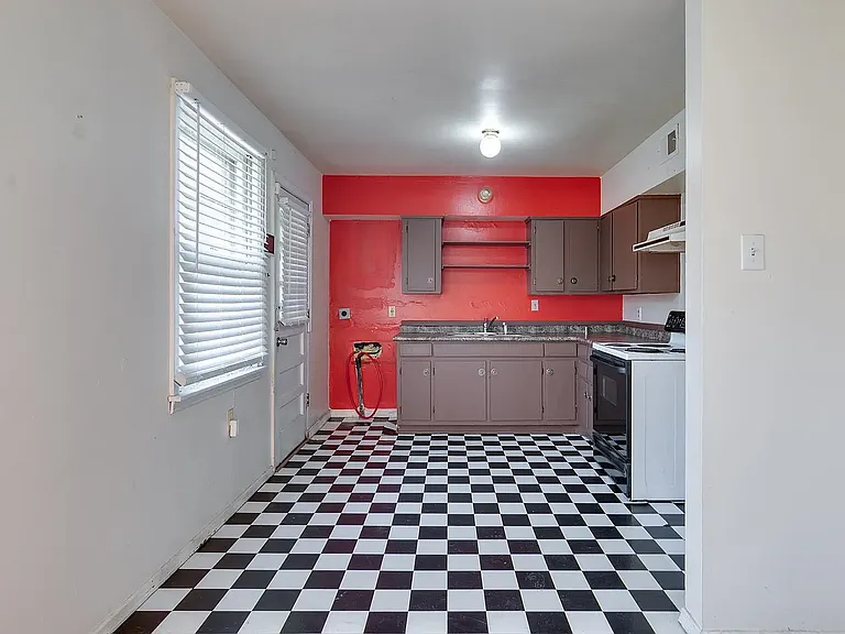 1770 Hood St — Photo 11