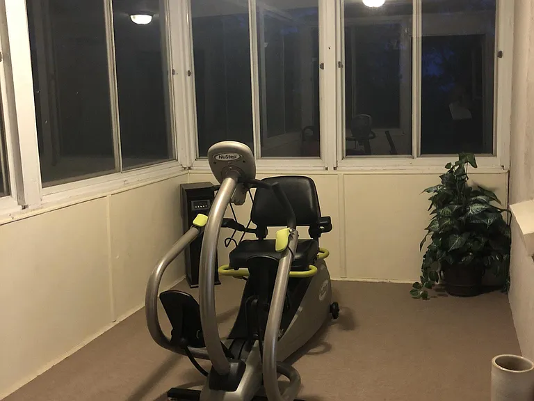 Silver Beech Dr — Photo 8