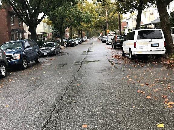 4th image of 4153 Murdock Ave