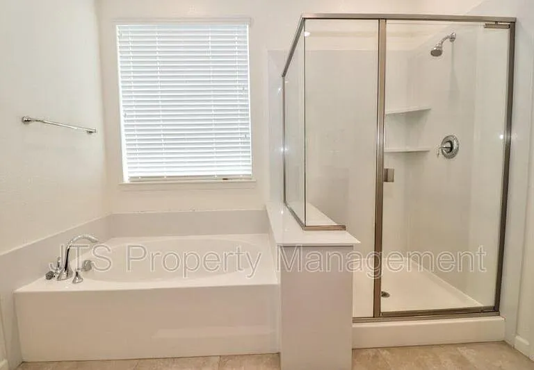 5122 Mossy Stone Way — Photo 58