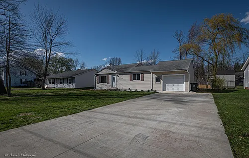 1198 Orchard Ave Photo 1