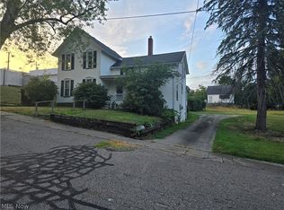 4683 Walnut St, Mantua, OH 44255