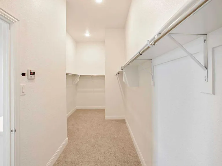 7013 Cross Point Ln — Photo 48