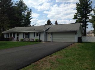 11 Lynn Dr, Glenville, NY 12302