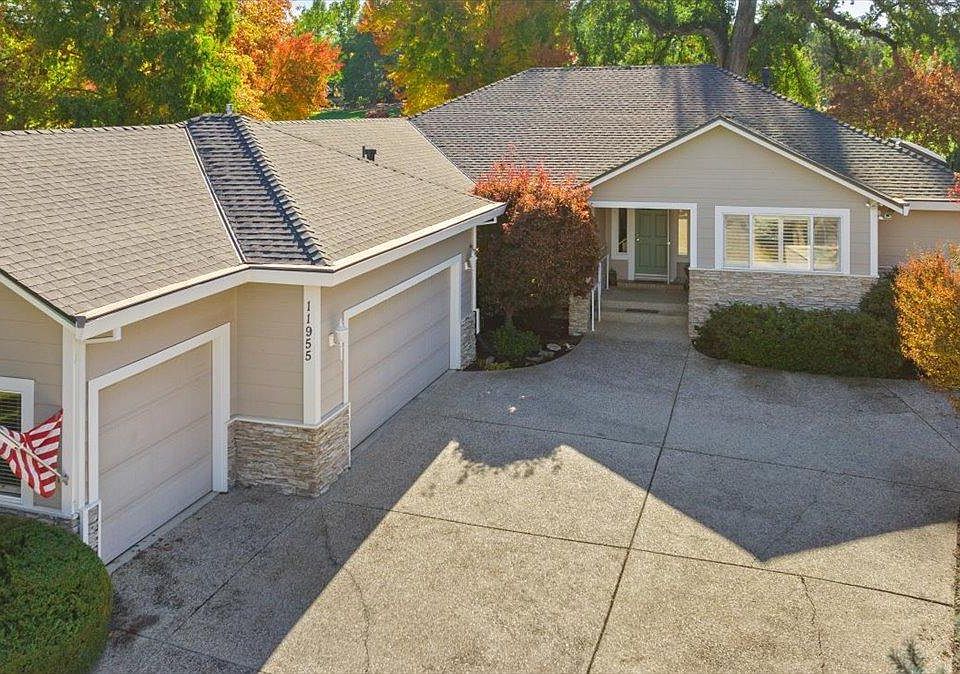 1st image of 11955 Lake Wildwood Dr