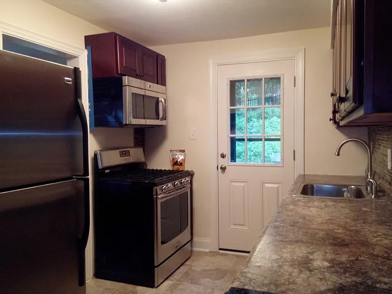 118 Mount Lebanon Blvd — Photo 3
