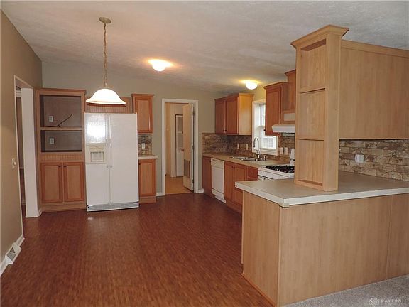 5th image of 11159 Chestnut Sq