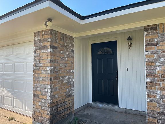 2nd image of 5423 Sage Dr