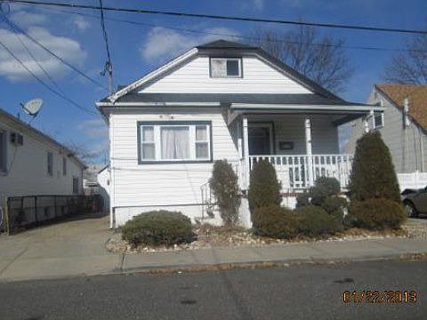 5th image of 1312 Scimitar Ave