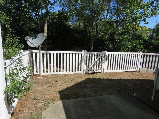 936 Cinnamon Dr — Photo 13
