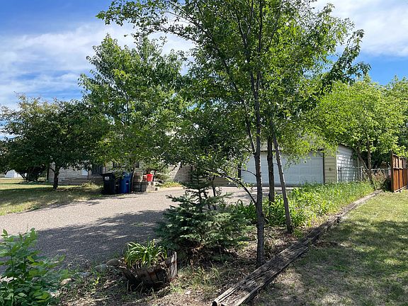 2nd image of 6377 Van Buren St NE