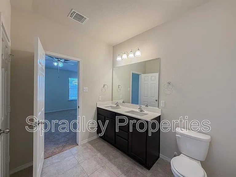 6328 Dorothy Muree Dr #D — Photo 24
