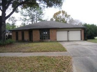 902 Redway Ln, Houston, TX 77062