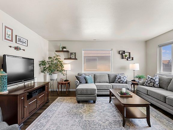 4th image of 6514 W Kennewick Ct