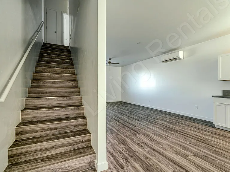 2061 Magnolia Dr — Photo 10