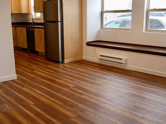 5th image of 927 N 24th St