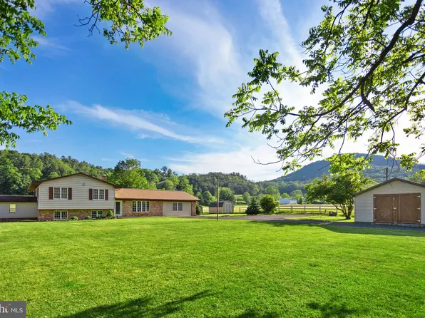 1659 Crab Run Rd, Mathias, WV 26812