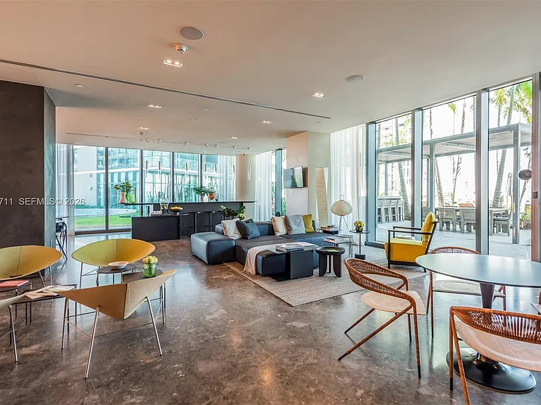 480 NE 31st St #1801 — Photo 36