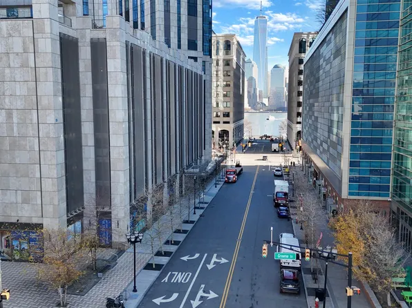 61 Grand Street image 22 of 23