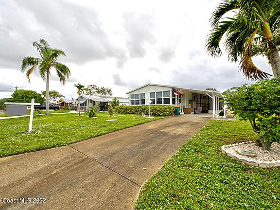 5th image of 807 Lilac Dr