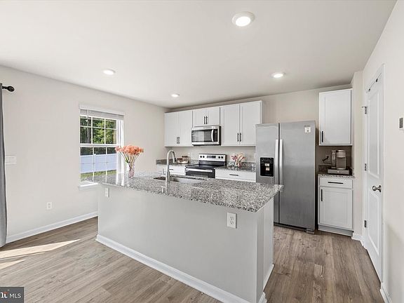 2nd image of 35699 Pine Needle Ln