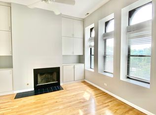 4347 S Ellis Ave APT 3, Chicago, IL 60653