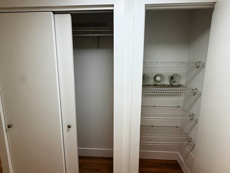 214-01 Waters Edge Dr #3 — Photo 11