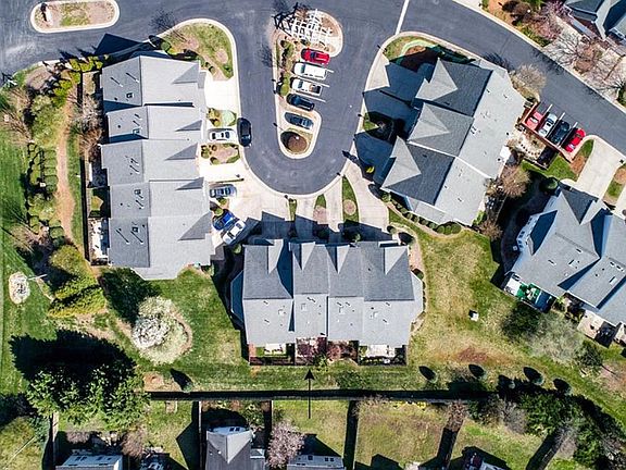 4th image of 4412 Piedmont Trace Dr